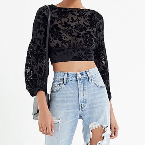 Lioness - Eastside Velvet Crop Top in Black XS - Picture 3 of 7